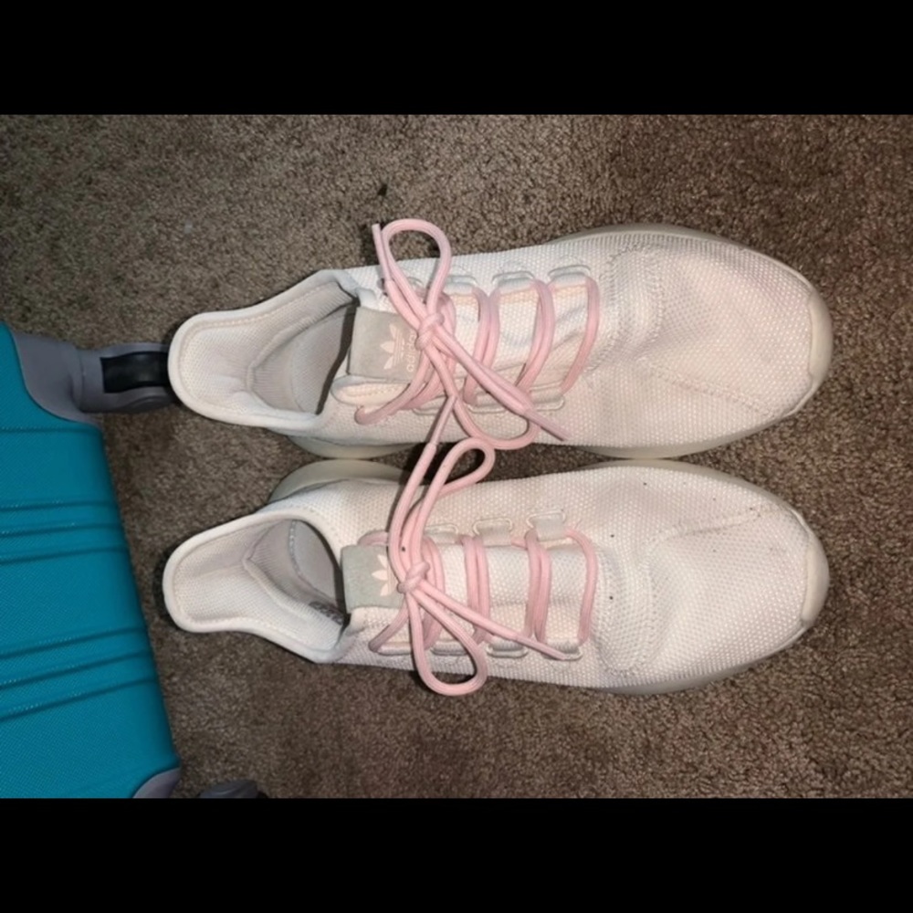 Adidas tubular shadow